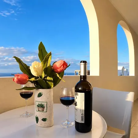 Santorini Symmetry Apartment-spacious For Up To 8 Guests In Megalochori Village Apartamento Megalokori